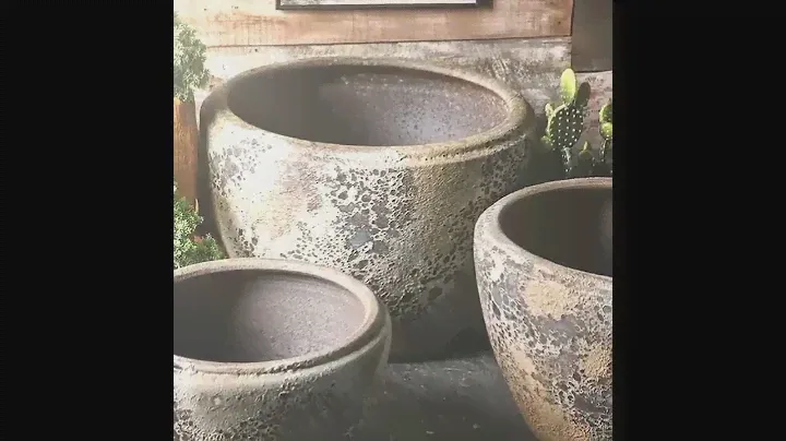 Rustic plant pots for indoor decorative and outdoor