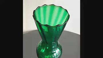 Empoli Vase Mid-Century Modern Italian Art Glass Emerald Green with Clear Stem at Jewelry Bubble