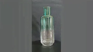 Hand blown glass vase with sprayed green color supplier