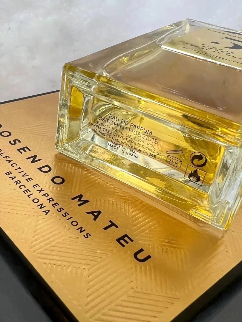 Rosendo Mateu № 5 Floral, Amber, Sensual Musk, 100 ml (Дубай,ОАЭ)-2